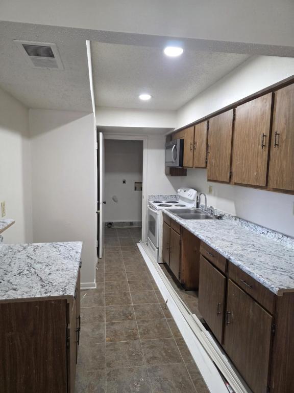 Foto principal - 3316 Seine St