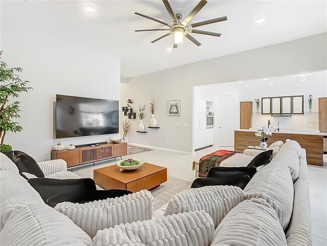 Foto del edificio - 790 Carmel Ln