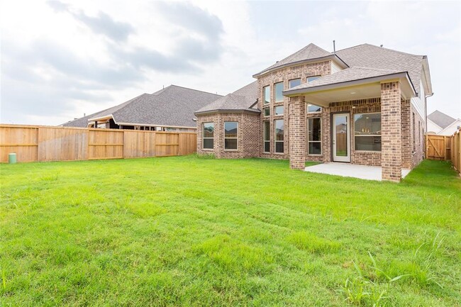 Building Photo - 30031 Aralia Dr