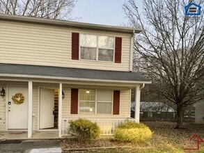 Building Photo - 181 East Ave