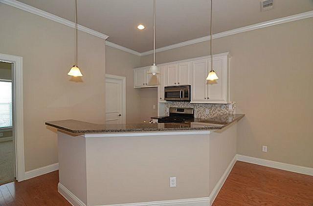 Building Photo - 1620 Carpenter Dr