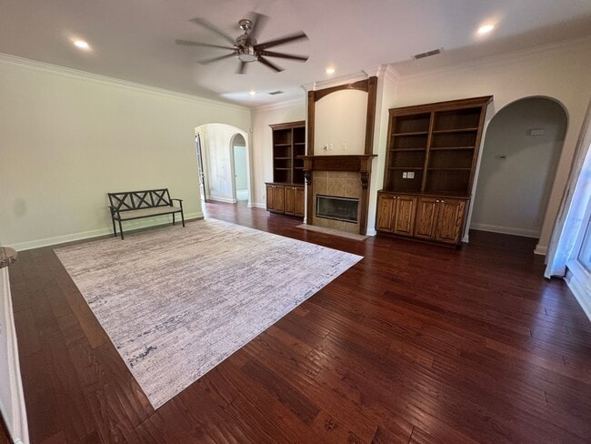 Building Photo - Beautiful Bossier City Home in Tiburon Nei...