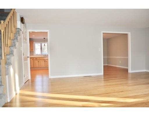 Building Photo - 82 Metropolitan Ave