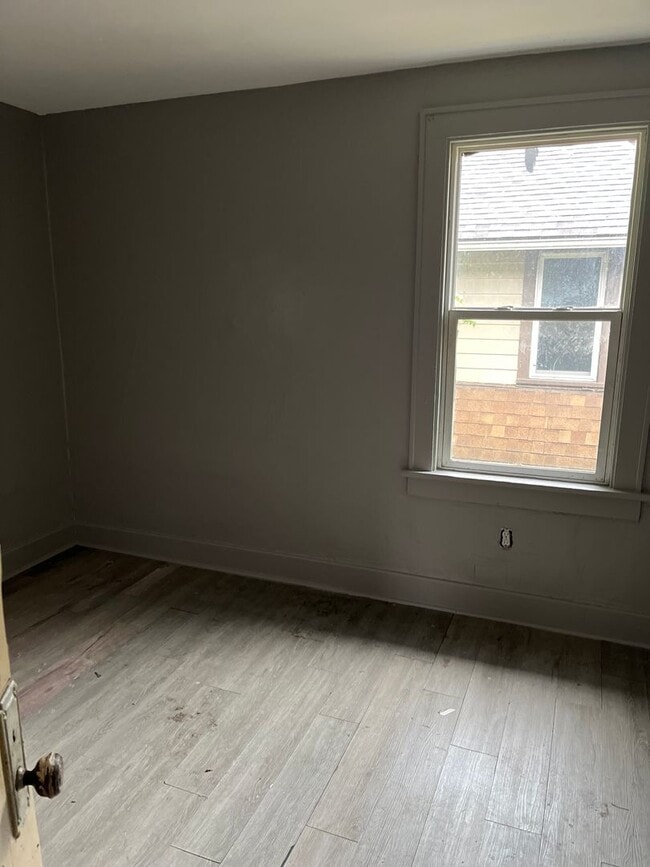 Building Photo - 1313 Manchester Rd