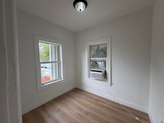 Foto del edificio - 1429 SW 3rd St