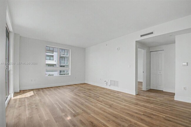 Foto del edificio - 7355 SW 89th St