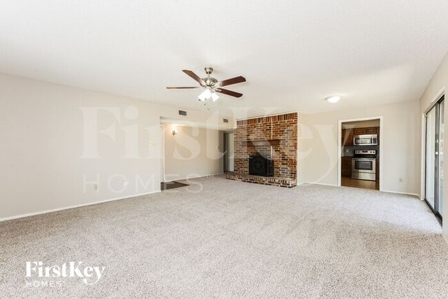 Foto del edificio - 2605 Trailridge Dr
