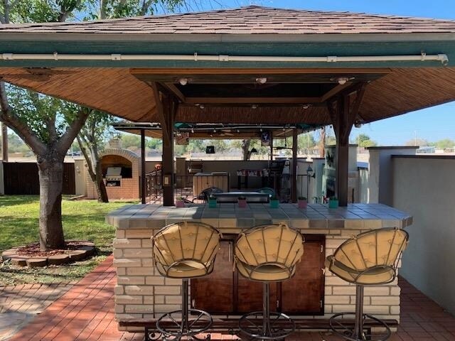 Foto del edificio - 213 Arroyo Dr