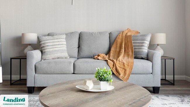 Building Photo - 3401 Redbud Ln