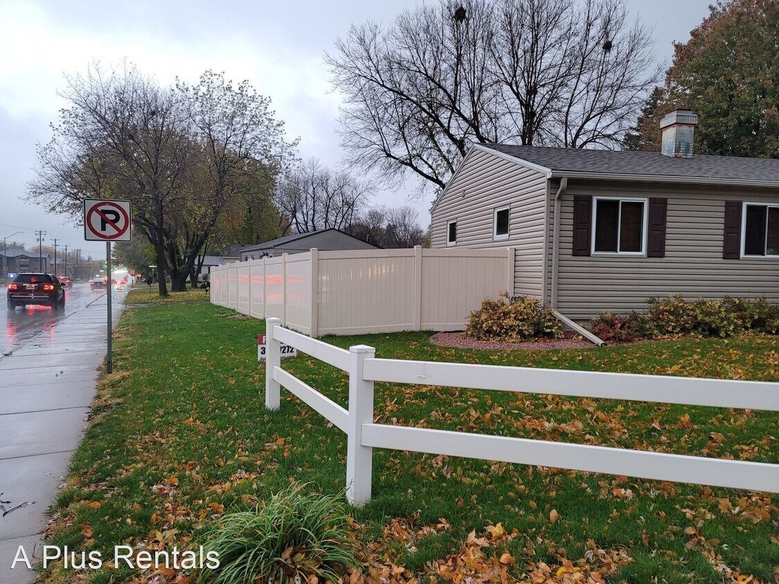 Primary Photo - 4 br, 1.5 bath House - 1717 S Grandview Ave