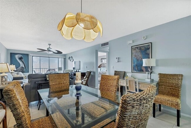 Building Photo - 14459 River Beach Dr