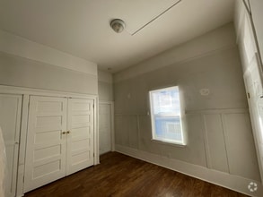Building Photo - 67 S 8th St