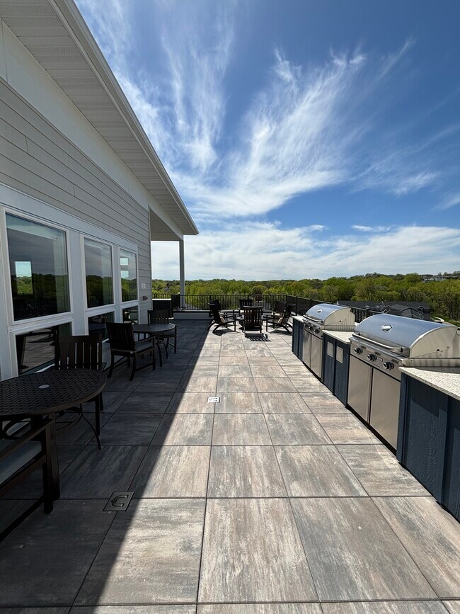 Foto del edificio - Grand35 Apartments - 55 Plus Active Adult