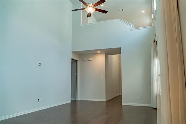 Foto del edificio - 1393 Bonanza Ln