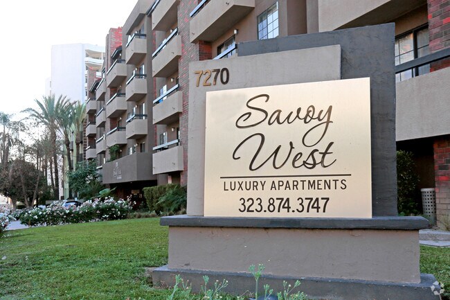 Foto del edificio - Savoy West Apartments