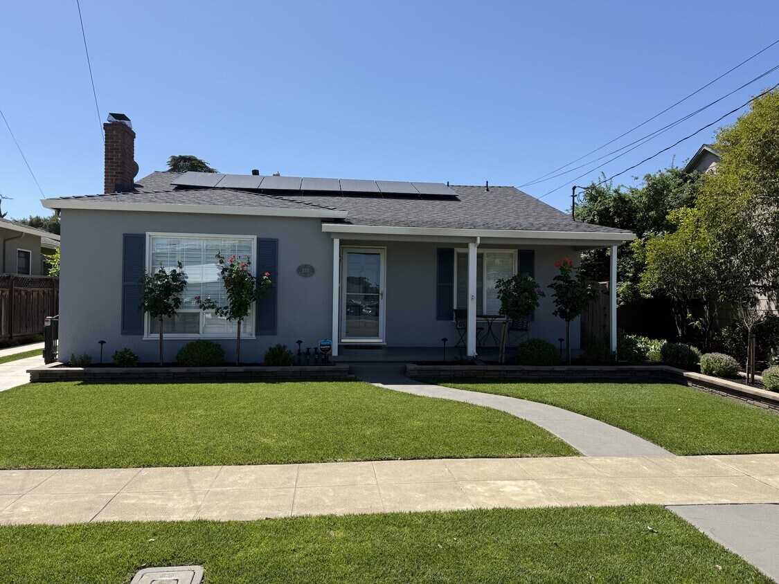 Foto principal - 2331 Fourth St