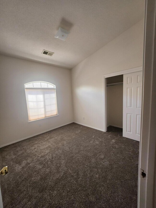 Foto del edificio - 1604 Gale Ct NW
