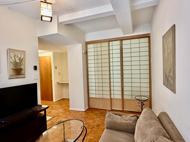 Building Photo - 0 bedroom in New York NY 10019