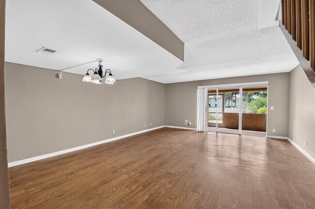 Foto del edificio - 3700 Savoy Ln