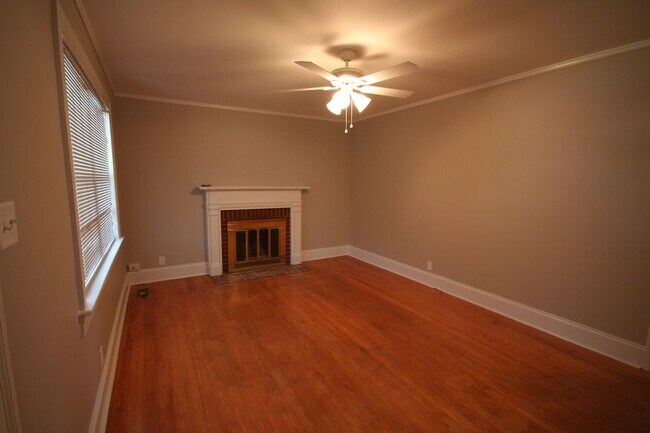 Foto del edificio - 1309 Park Ave A