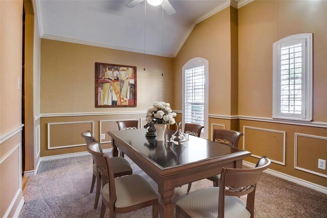 Building Photo - 360 Rio Bravo Dr