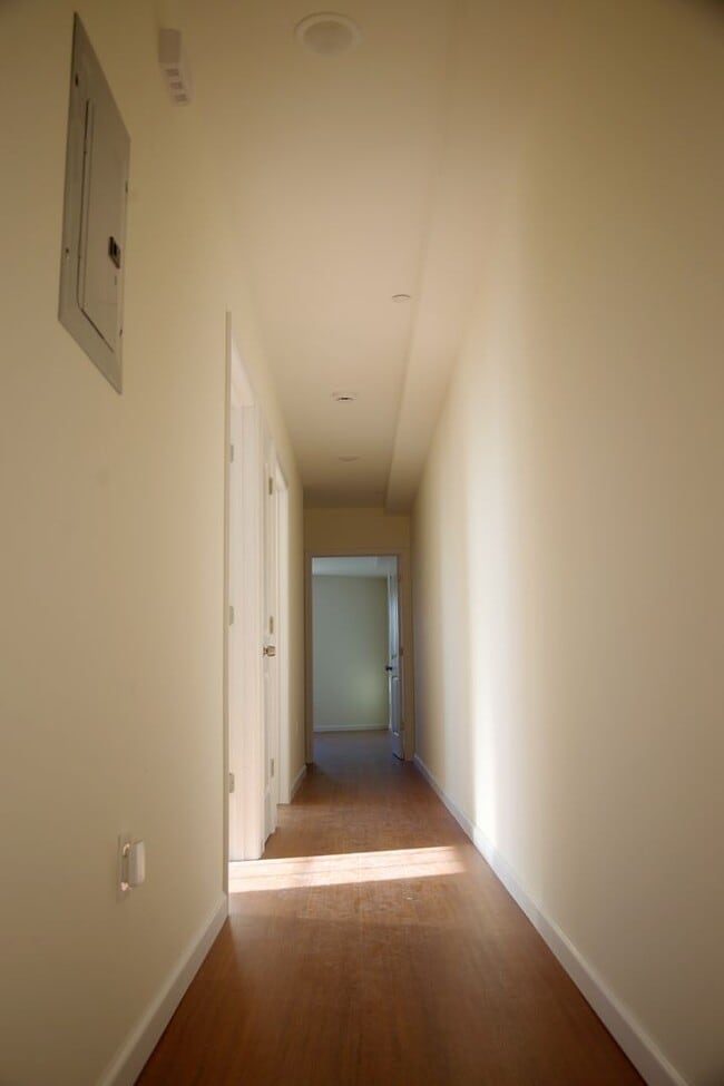 Photo - NEW 3 BEDROOM APT IN SOUNDVIEW