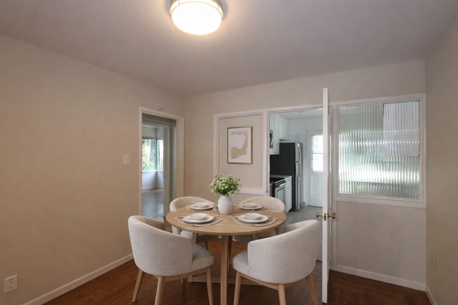 Building Photo - Merced Ave. 6226-6232