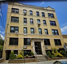 Building Photo - 287 Lawton Ave