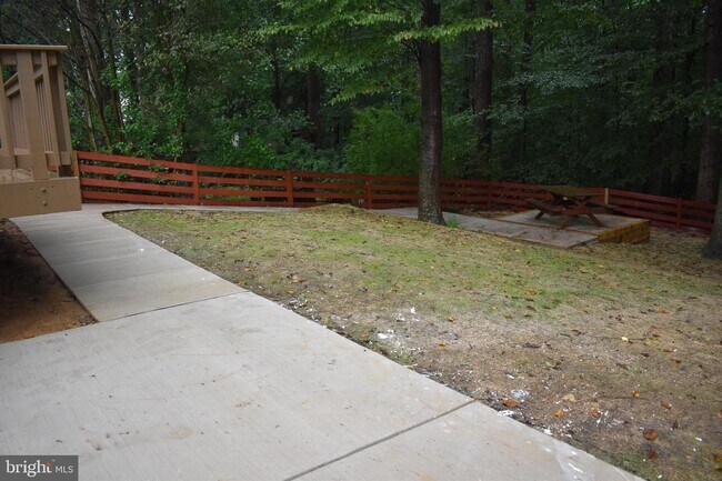 Building Photo - 8127 Winter Blue Ct