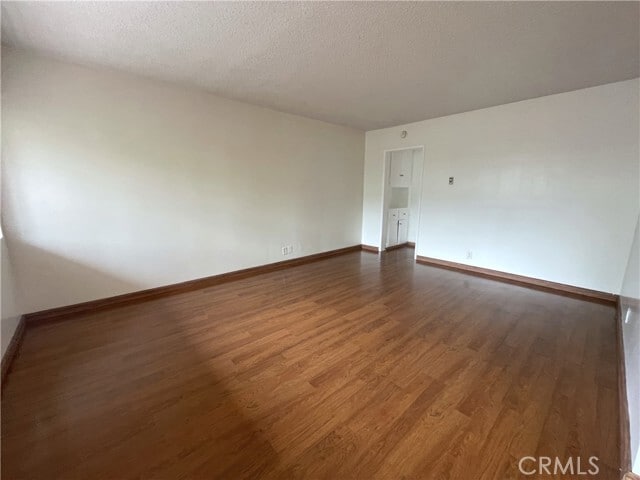 Building Photo - 901 Linden Ave