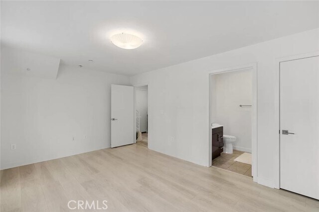 Foto del edificio - 2581 Arvia St