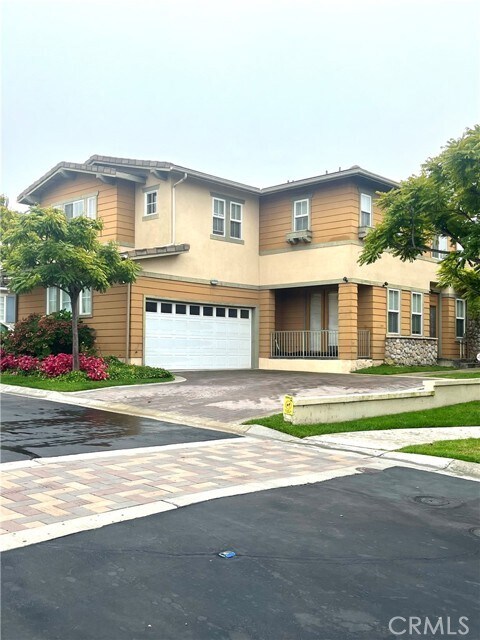 Building Photo - 17 Pepper Tree Ln