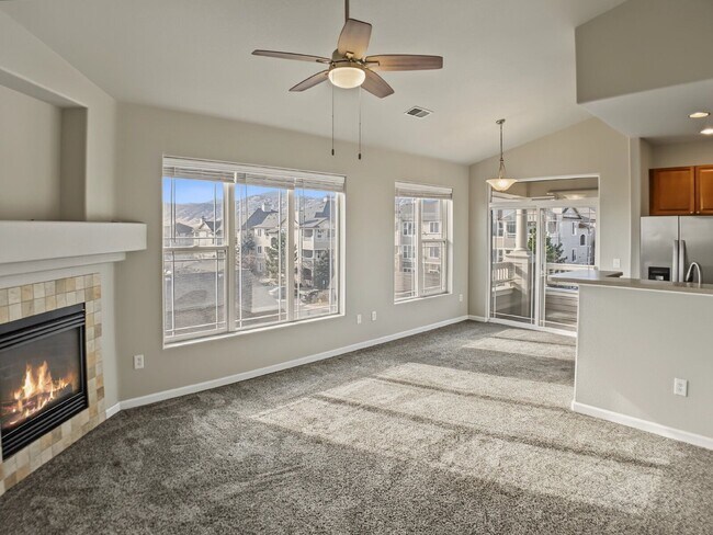 Foto del edificio - 8412 S Holland Ct