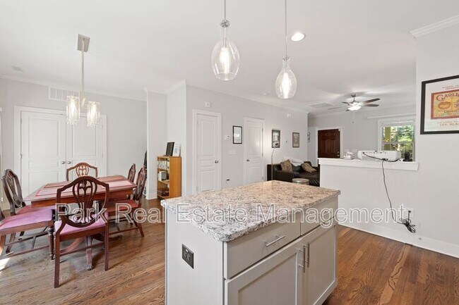 Foto del edificio - 1111 W Murray Ave