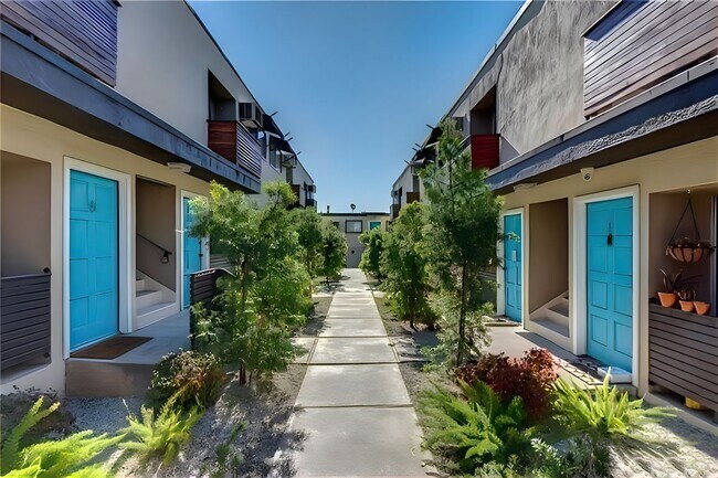 Foto del edificio - 278 E Washington Blvd