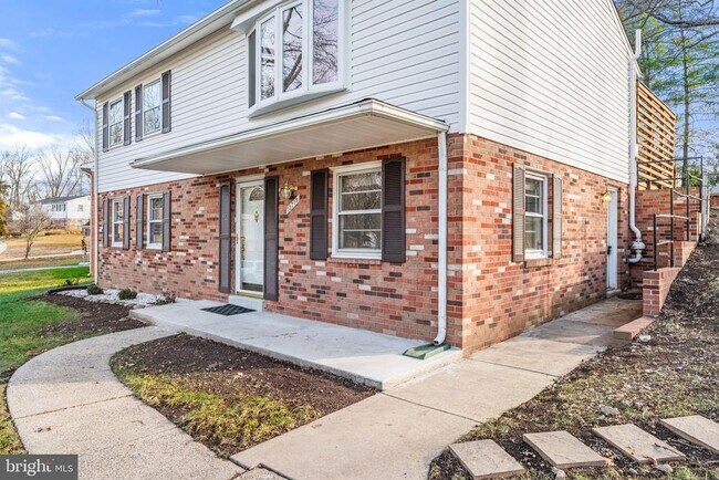 Foto del edificio - 13719 McGill Dr