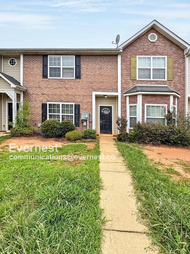 Building Photo - 8625 Thomas Ln