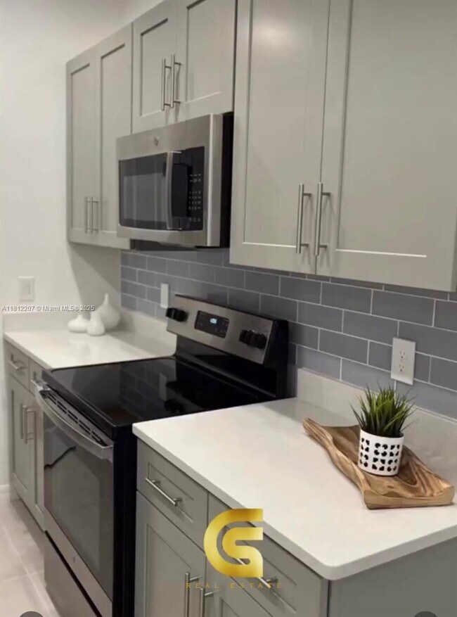 Foto del edificio - 3563 Davenport Creek Ct