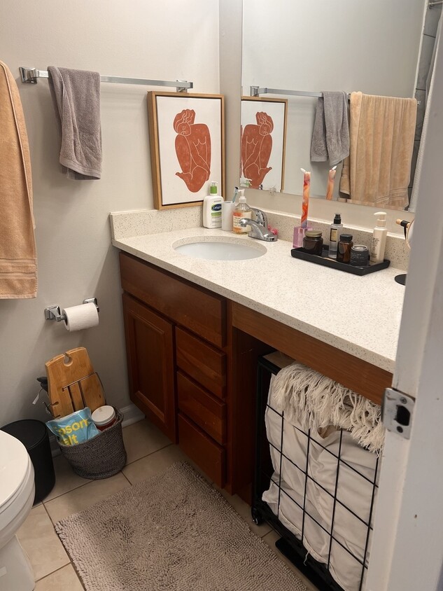 Building Photo - 200 N Dearborn St