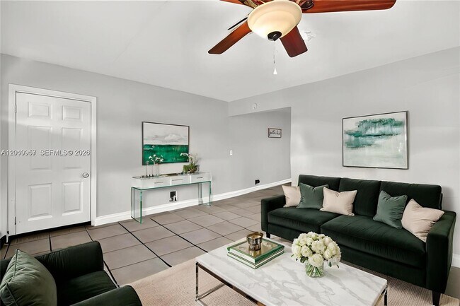 Foto del edificio - 6791 Scott St