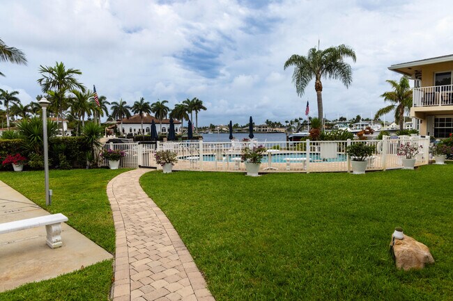 Foto del edificio - 3216 SE 12th St