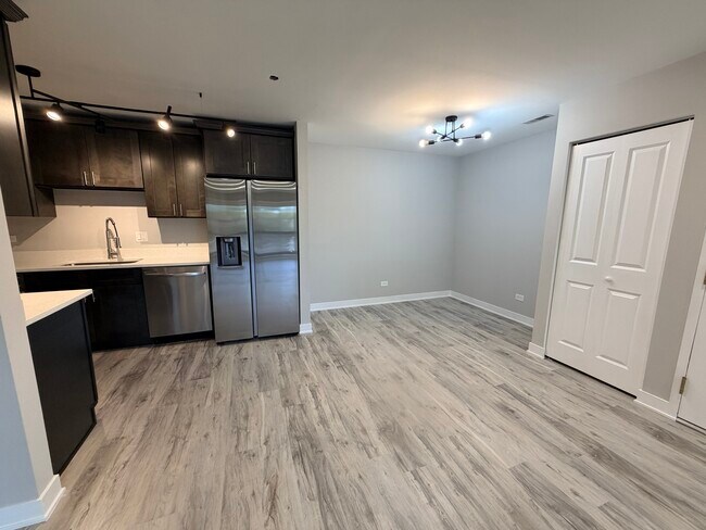 Foto del edificio - 1460 Stonebridge Cir