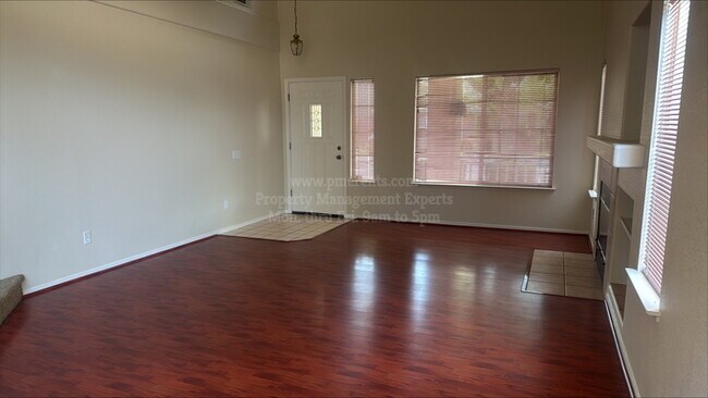 Foto del edificio - 3287 Amberfield Cir