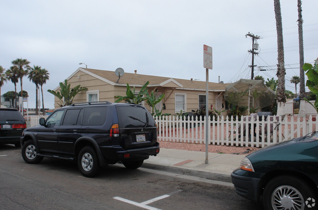 Foto del edificio - 110 Evergreen Ave