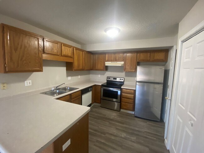 Building Photo - 958 Boston Way