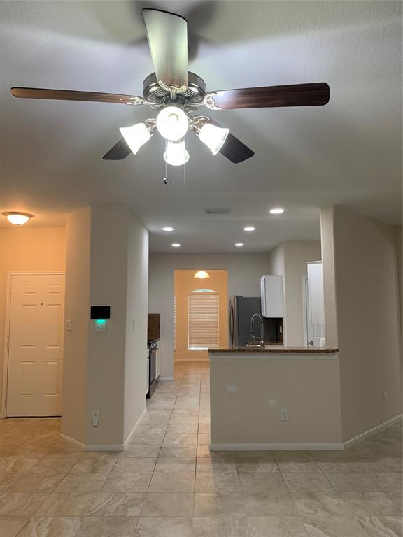 Foto del edificio - 19243 Bay Laurel Ct