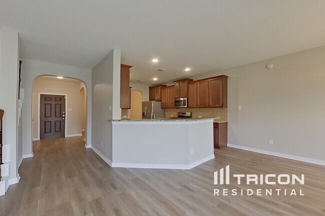 Foto del edificio - 8757 Royalwood Dr