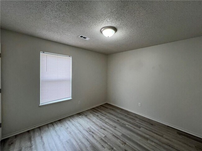Foto del edificio - 609 Marigold Ave