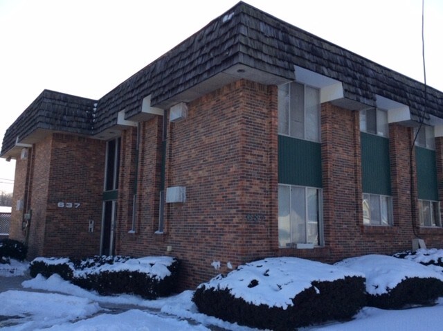 Foto del edificio - 637 Princeton Rd