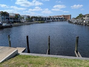 Building Photo - 1936 Beach Pkwy